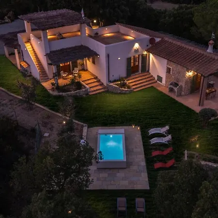 Villa Zaca 6, Emma